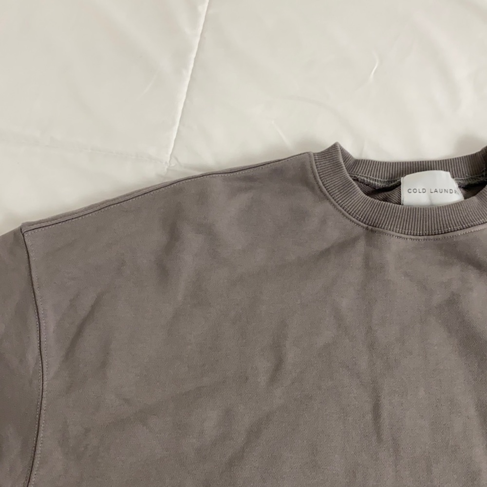 Cold Laundry Grey Crop Sweatshirt w/ Raw Edge